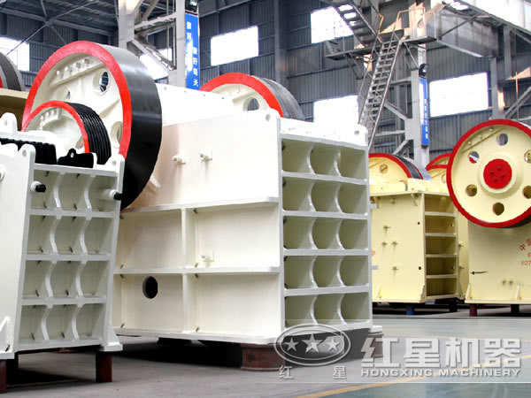 凹凸棒石采用什么破碎機？