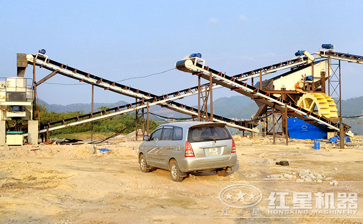 制砂機、洗砂機現(xiàn)場
